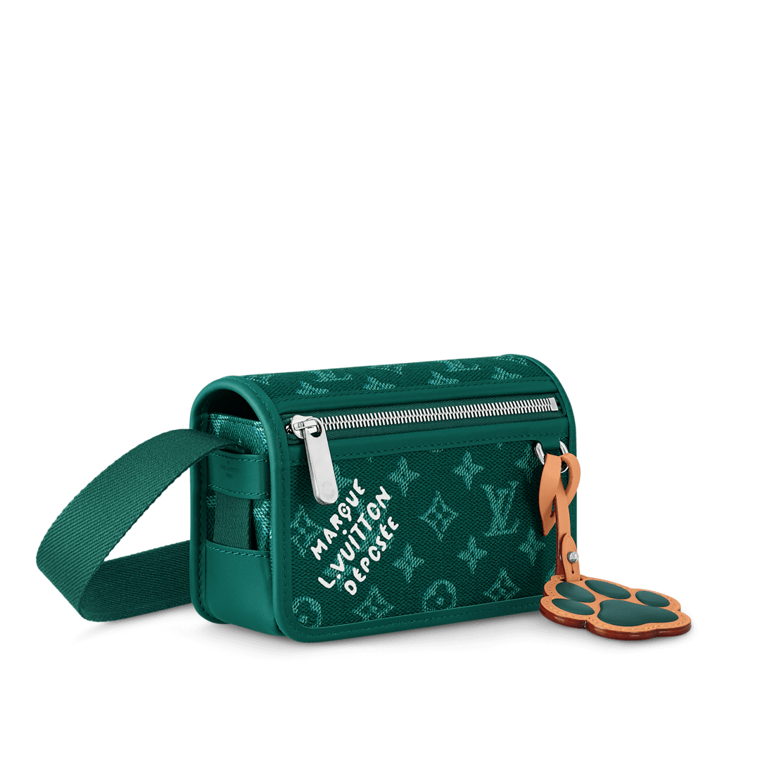 Louis Vuitton M12637 Bosphore Wearable Wallet