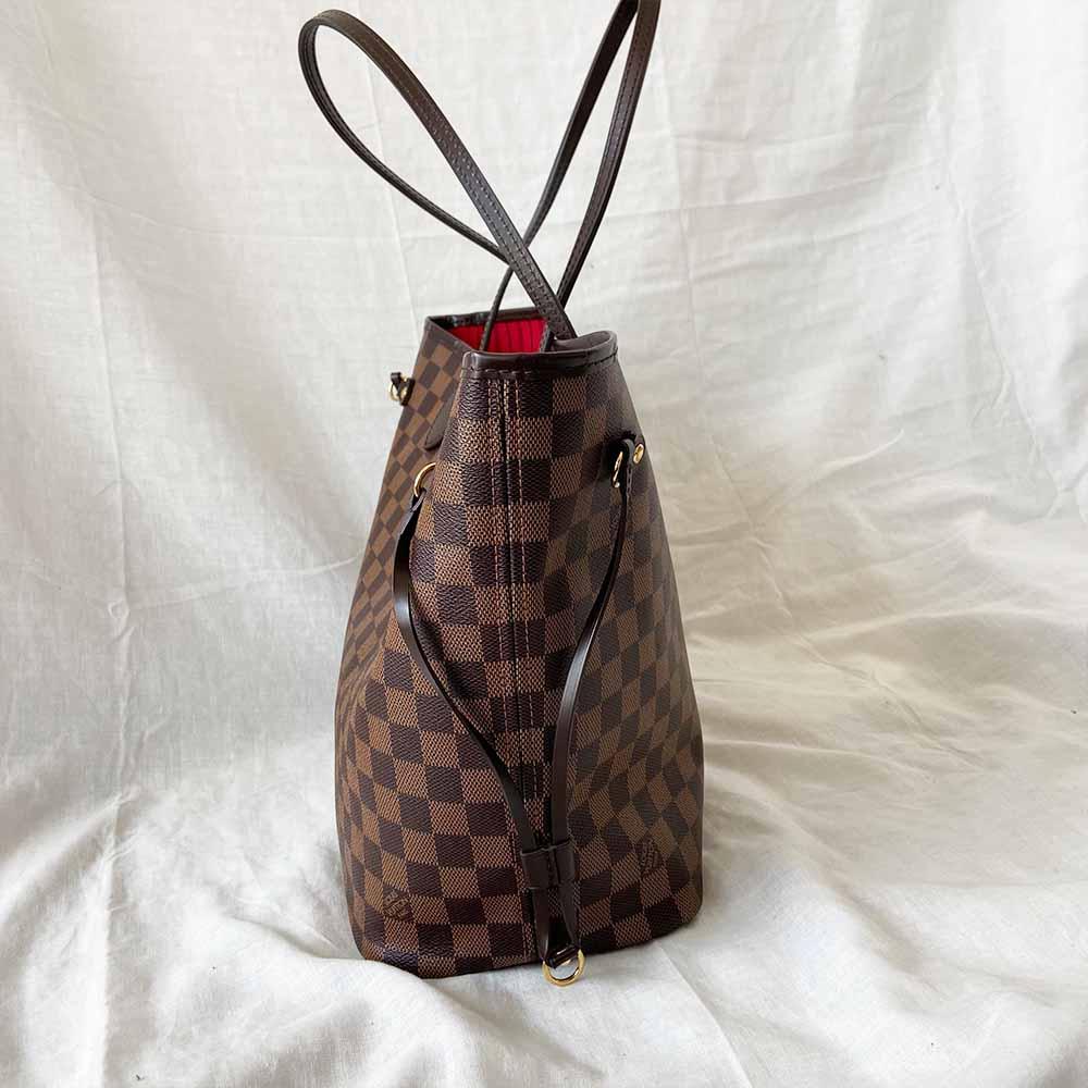 Louis Vuitton Damier MM Neverfull Bag