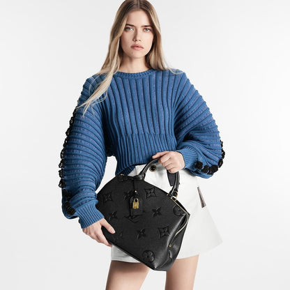 Louis Vuitton M45811 Grand Palais