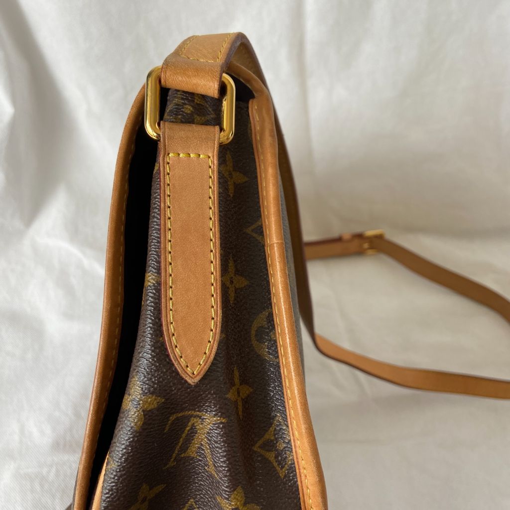 Louis Vuitton Menilmontant MM Messenger Bag