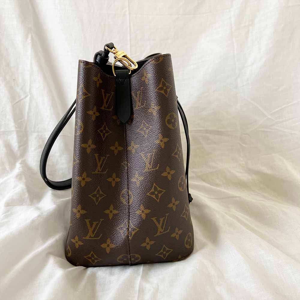 Louis Vuitton Monogram Canvas MM Noe Bag