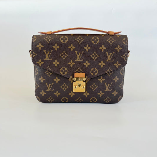 Louis Vuitton Monogram Canvas Pochette Metis Bag