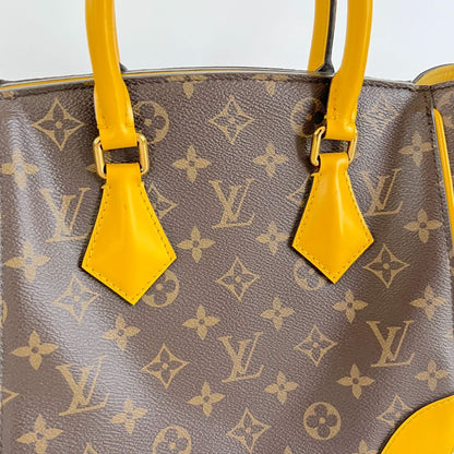 Louis Vuitton Monogram Shopper Tote Bag with Yellow Leather Trim