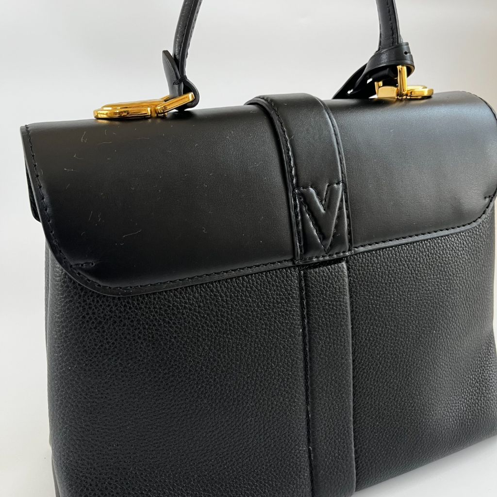 Louis Vuitton Rose Des Vents Black Leather PM Bag