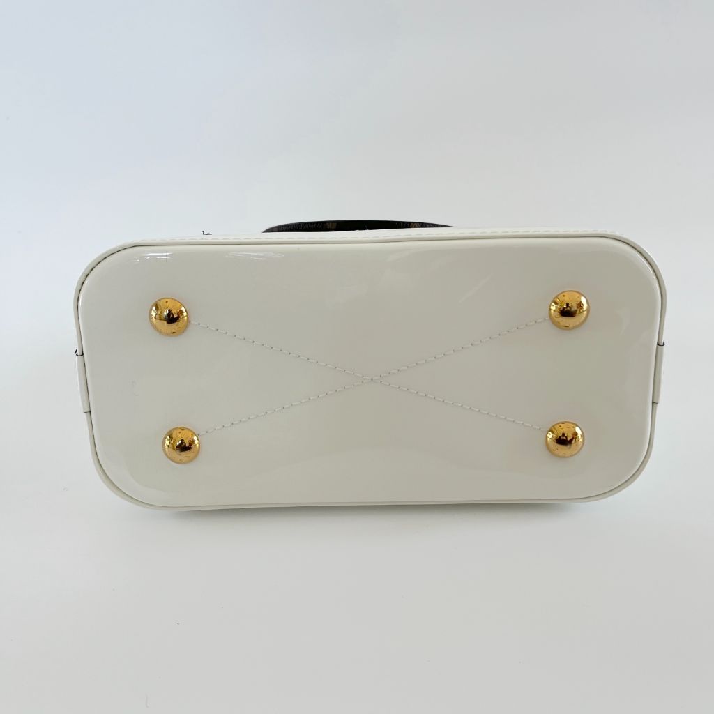 Louis Vuitton Vernis White Alma BB Bag