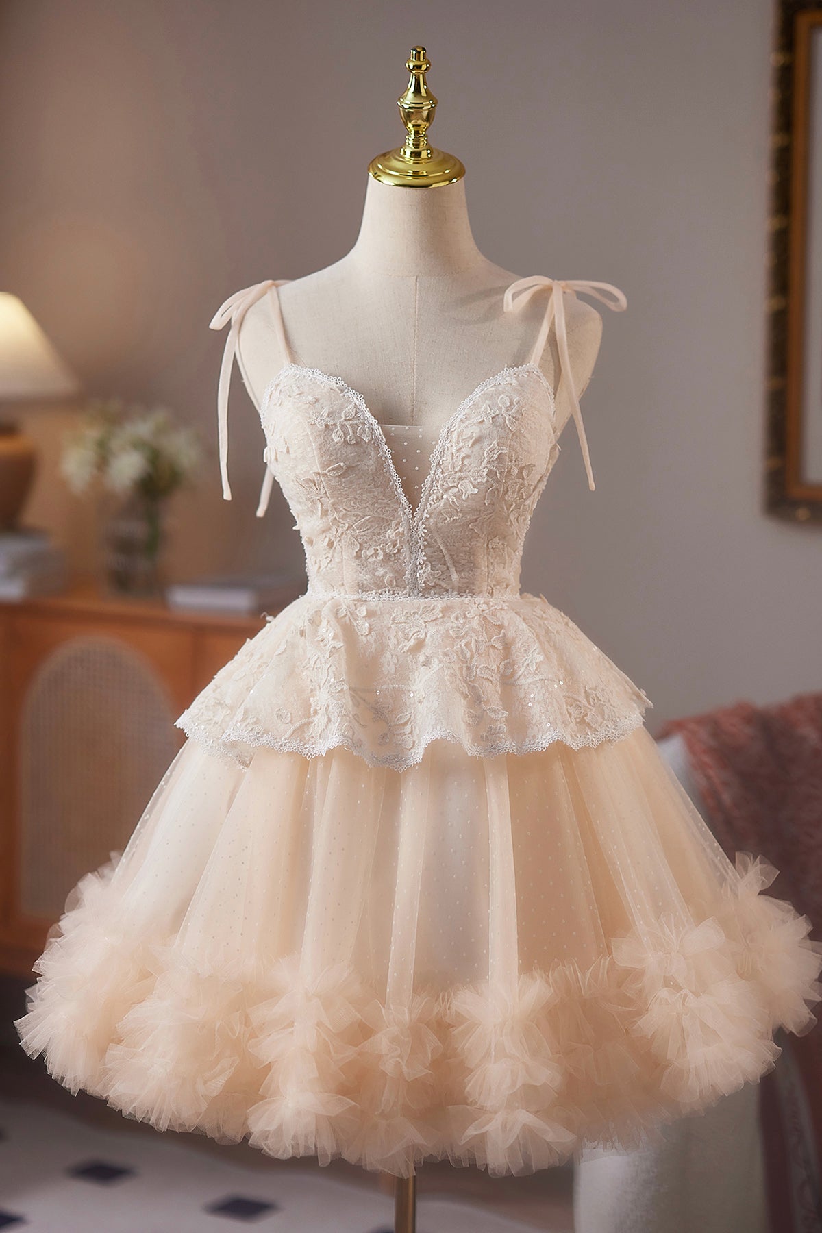 Champagne Tulle Lace Short Prom Dress, A-Line Spaghetti Strap Homecoming Party Dress