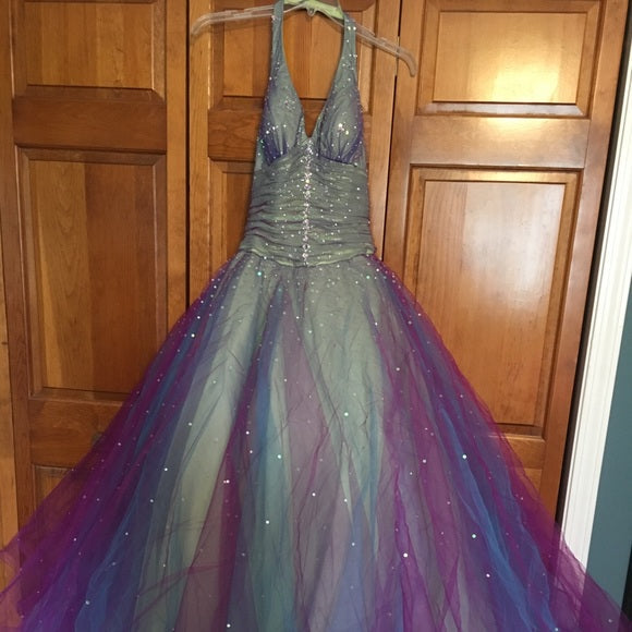 Purple Gorgeous Fashion V-neck Elegant Exquisite Beaded Long Tulle Ball Gown Evening Dress gh3490