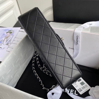 CHANEL CLASSIC HANDBAG Lambskin & Silver Metal