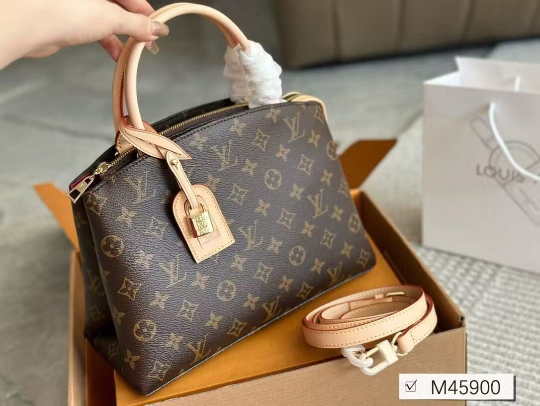 Louis Vuitton M45900 Petit Palais