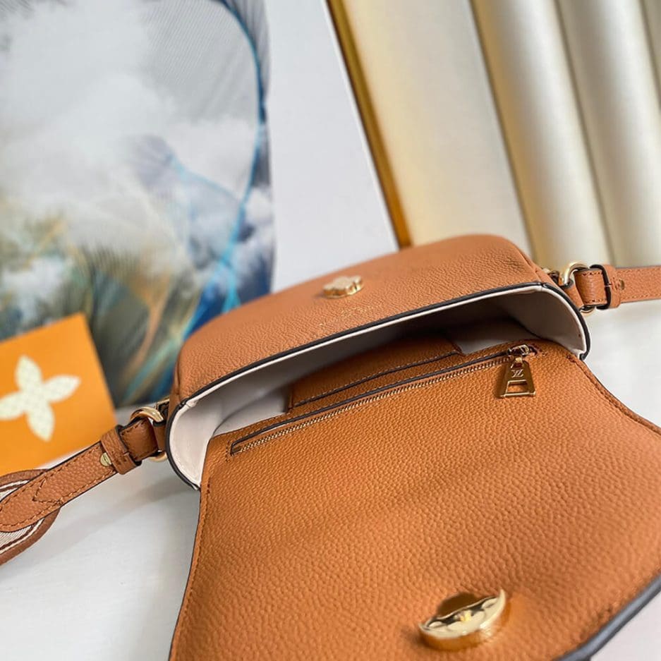 Louis Vuitton PONT 9 SOFT PM M58729