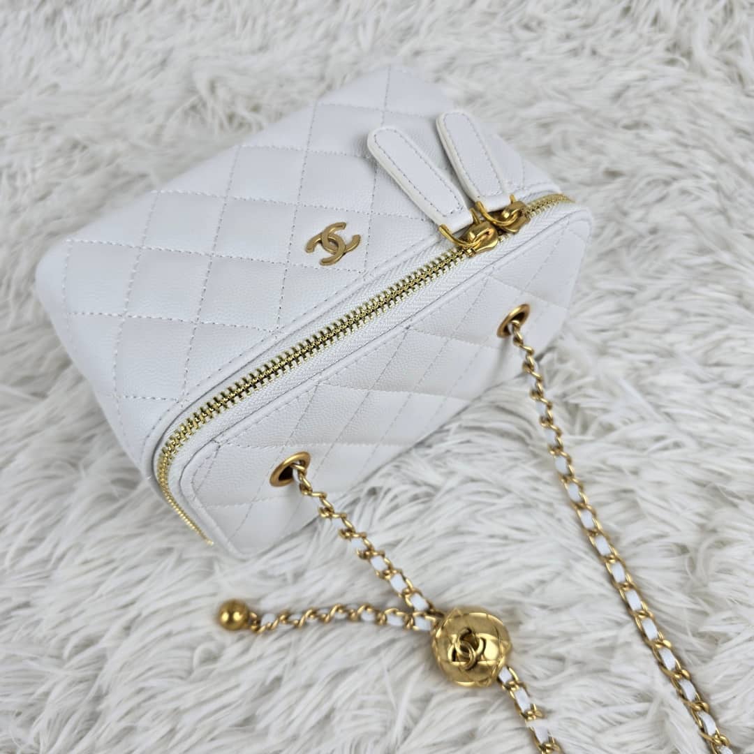 Chanel Vanity Lambskin Brushed Gold Hardware