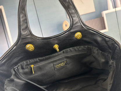 Chanel Tote Bag