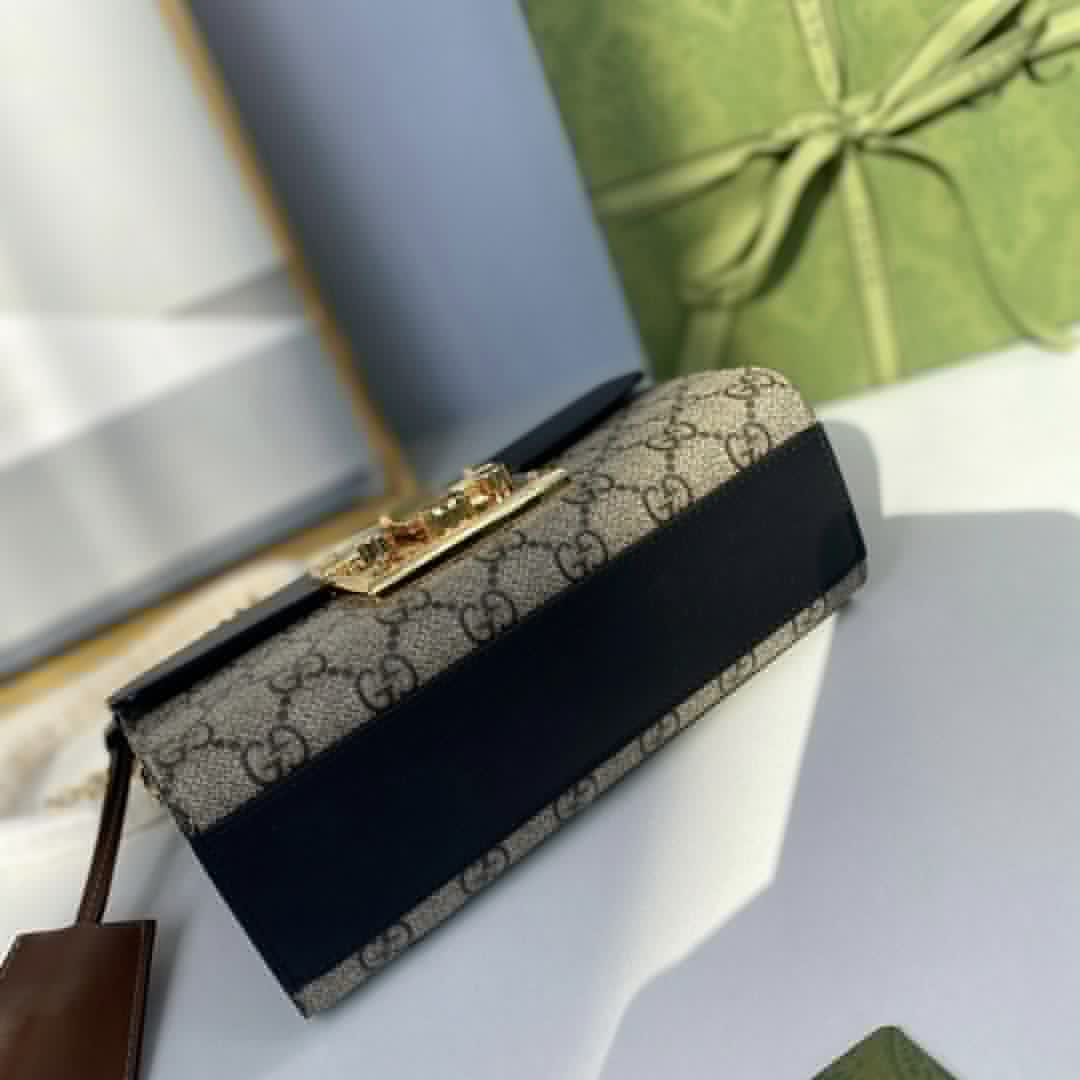 Gucci Padlock Small GG