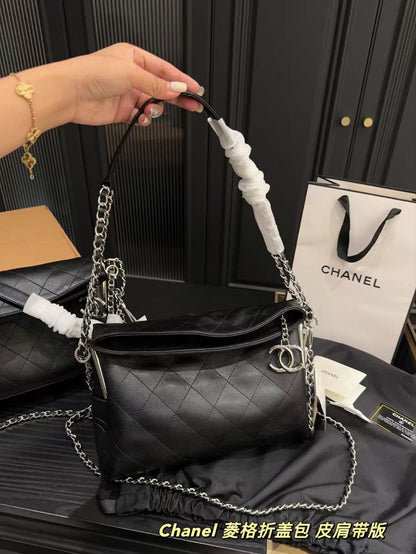 Chanel Ultimate Soft Hobo Quilted