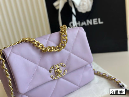 Chanel 19 Flap Quilted Medium