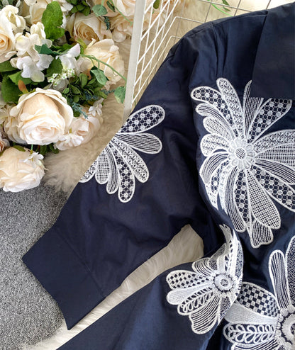 Blue lace applique tops  358