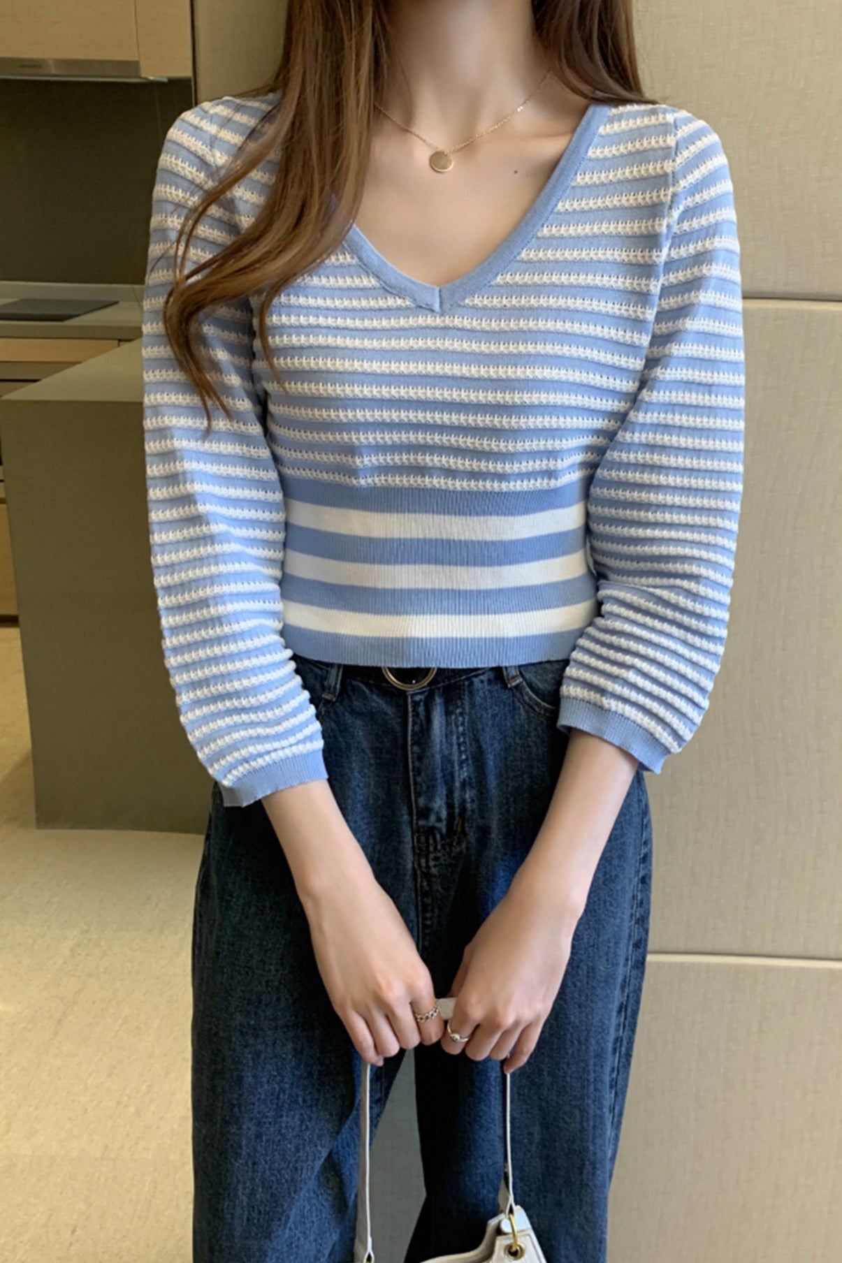 Cute v-neck striped knit top  309