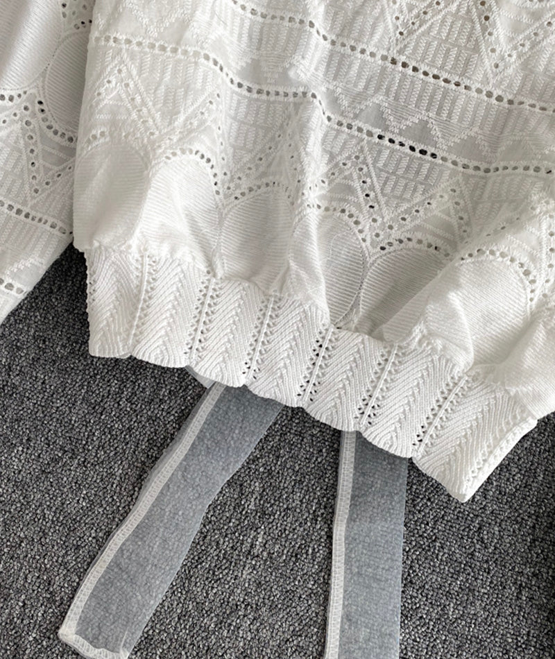 Cute white hollow top  375