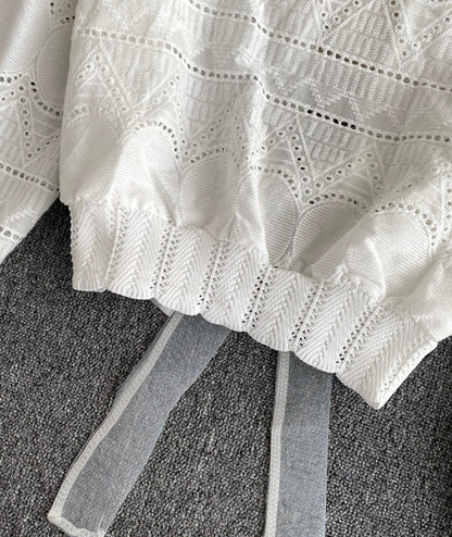 Cute white hollow top  375