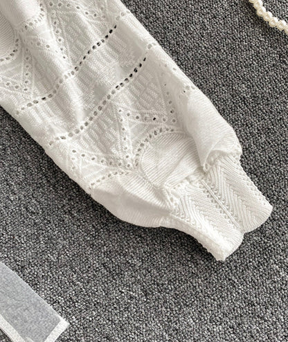 Cute white hollow top  375