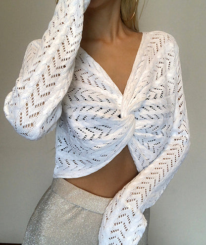 Fashionable v-neck cross cutout knitted top  112