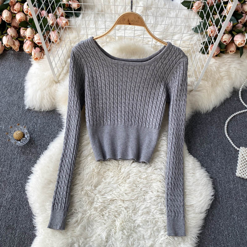 Long sleeved slim fit knit sweater  1599