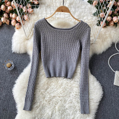Long sleeved slim fit knit sweater  1599