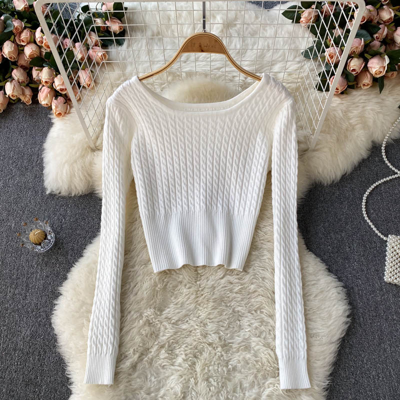 Long sleeved slim fit knit sweater  1599