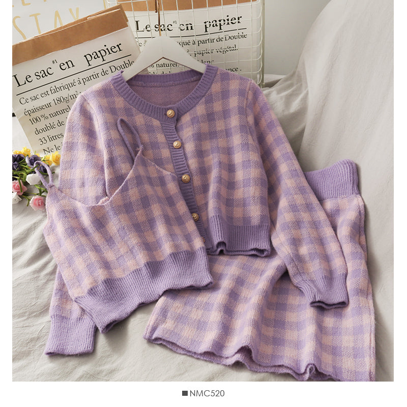 Round neck single breasted long sleeve loose sweater with short suspender skirt inside  2480