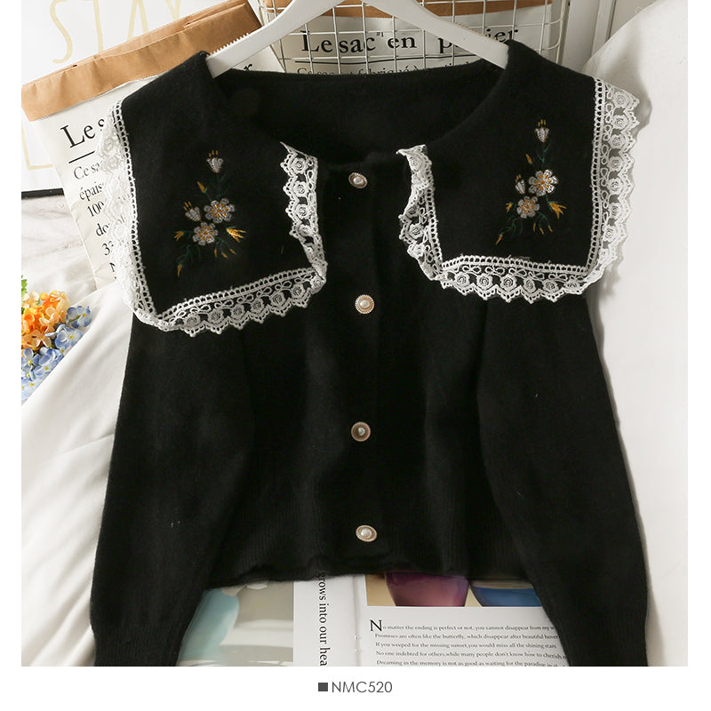 Sweet wind lace stitched doll neck sweater  1756