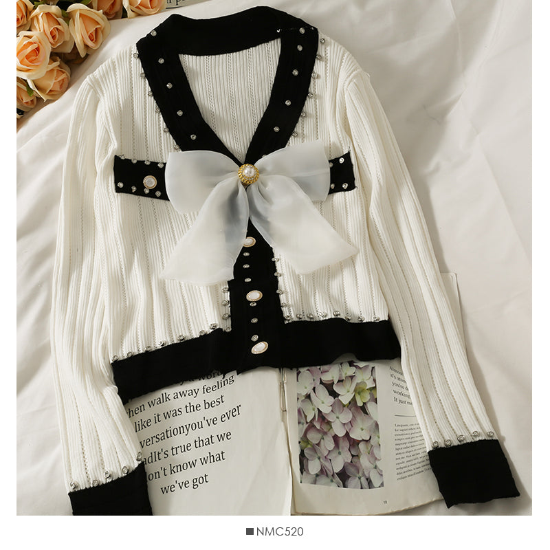 Diamond bow trim low neck long sleeve knit  1746