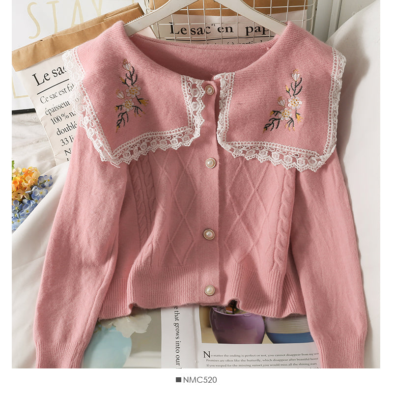 Sweet wind lace stitched doll neck sweater  1756