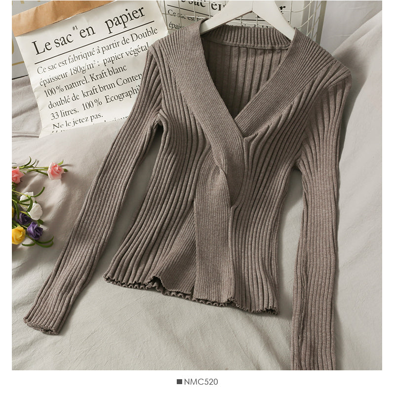Design cross vertical stripe V-neck tight and slim knit  1879