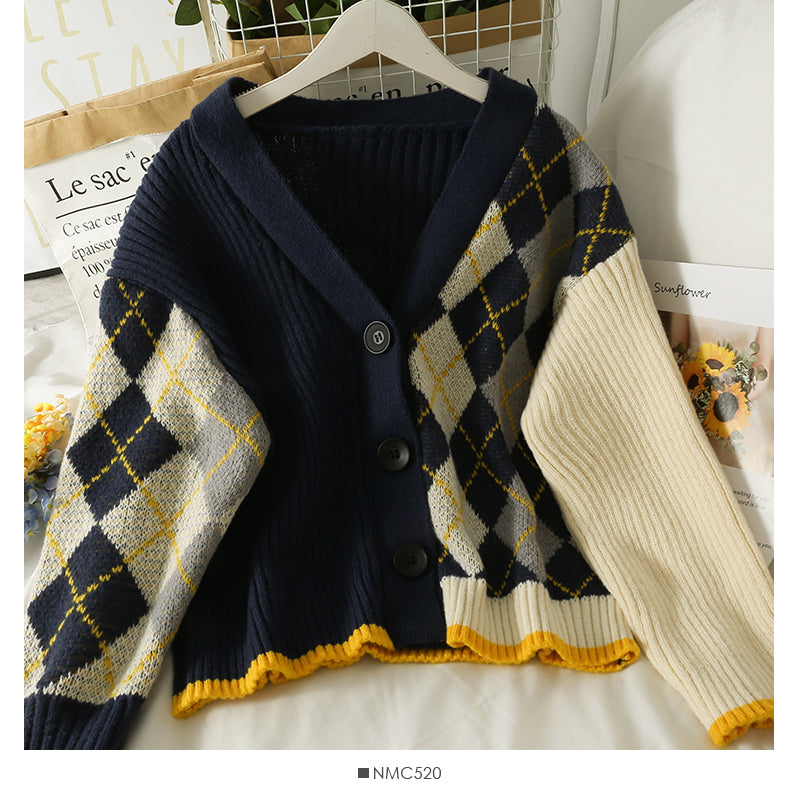 Contrast stitched diamond check single breasted low neck T-shirt  1840