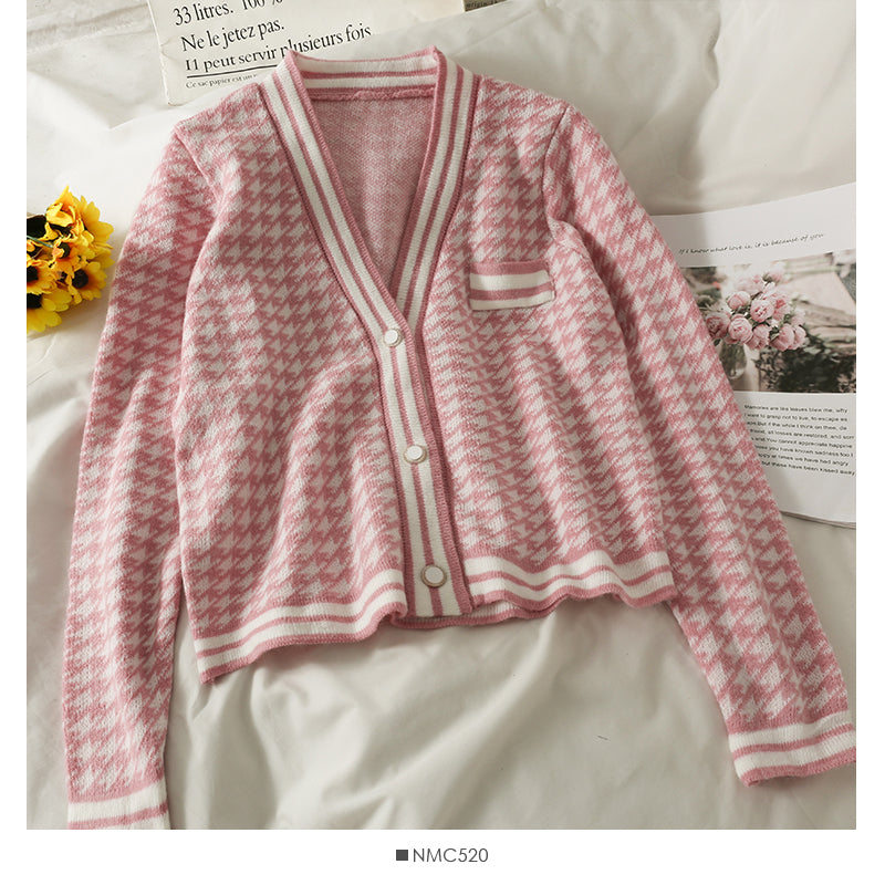 New Vintage thousand bird check low neck loose and thin sweater  1874