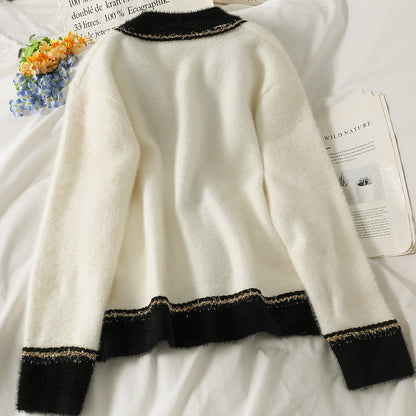 Contrast stitched bright silk three button low neck T-shirt  1785