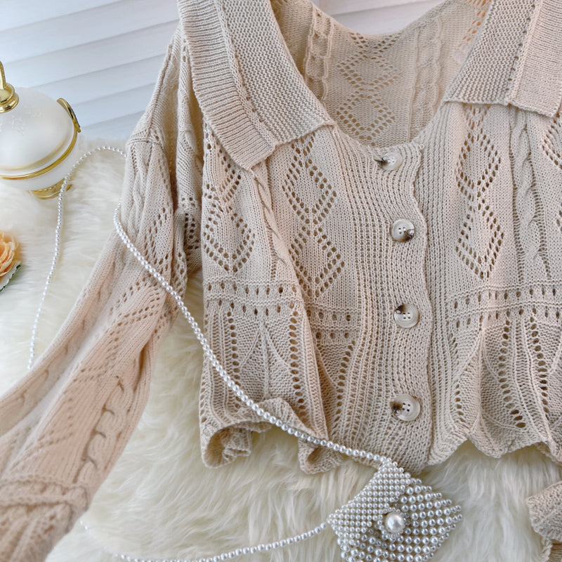 Short hollow out knitted cardigan for women in autumn  1597