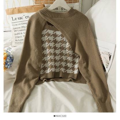 Irregular design loose knit with short plaid suspender inside  1750