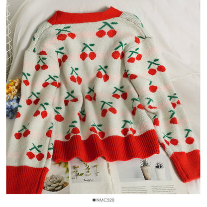 Hong Kong Vintage contrast stitched cherry print V-neck T-shirt  1881