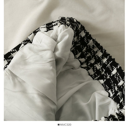 Hong Kong Vintage Plaid high waist medium length skirt with large hem  2568