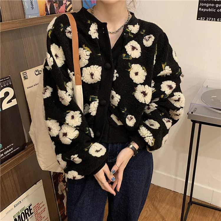 Vintage flowers, short coats, loose spring tops  1458