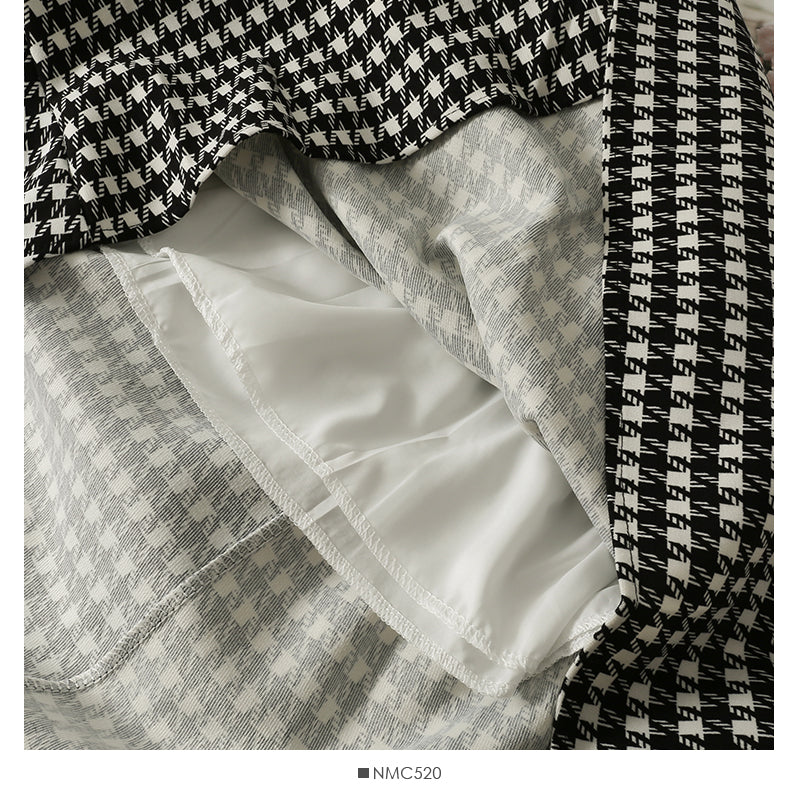 Hong Kong Vintage Plaid high waist medium length skirt with large hem  2568