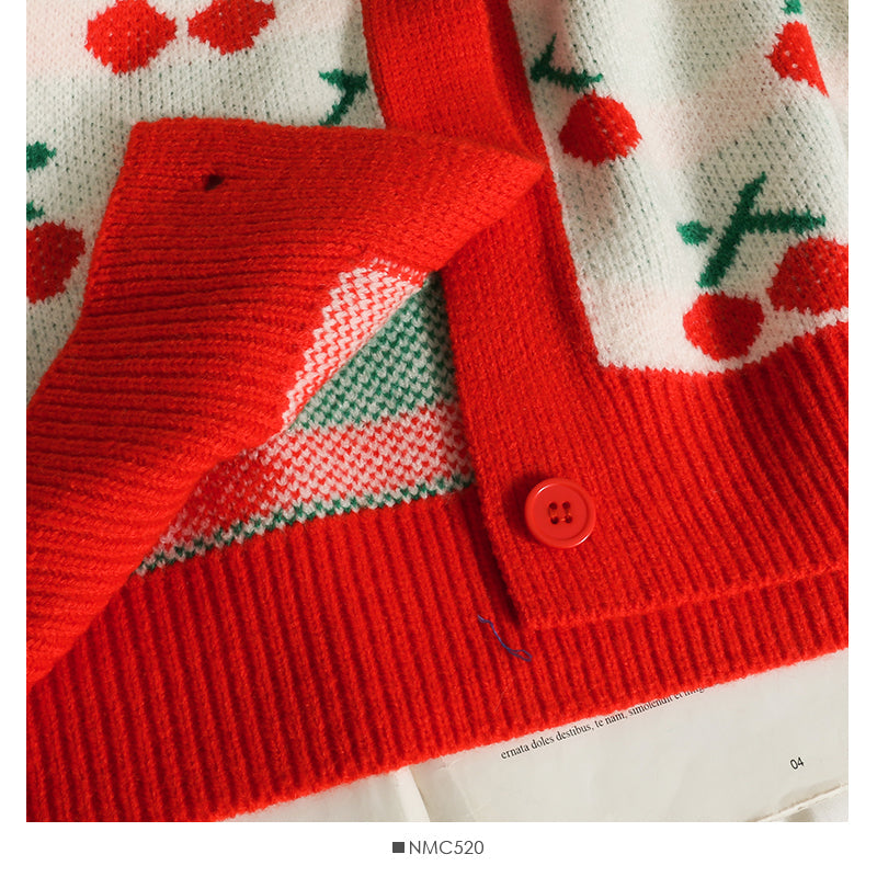 Hong Kong Vintage contrast stitched cherry print V-neck T-shirt  1881