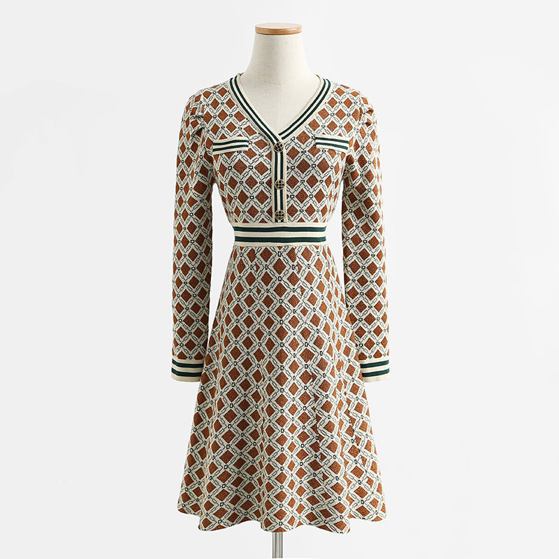 New French fashion aging foreign style small fragrance long sleeve skirt  2422