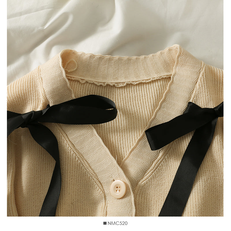 Korean bow tie short single breasted sweater for women  1945