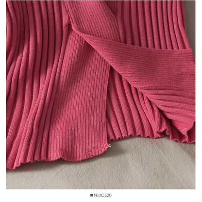 Design cross vertical stripe V-neck tight and slim knit  1879