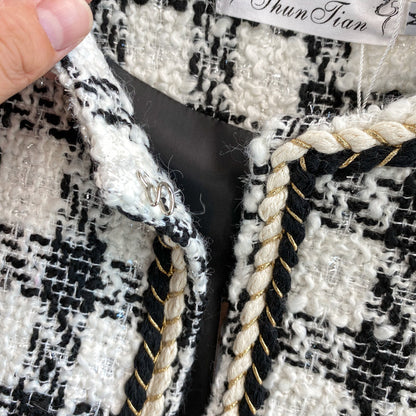 Retro small fragrance coat for women in autumn and winter  1631