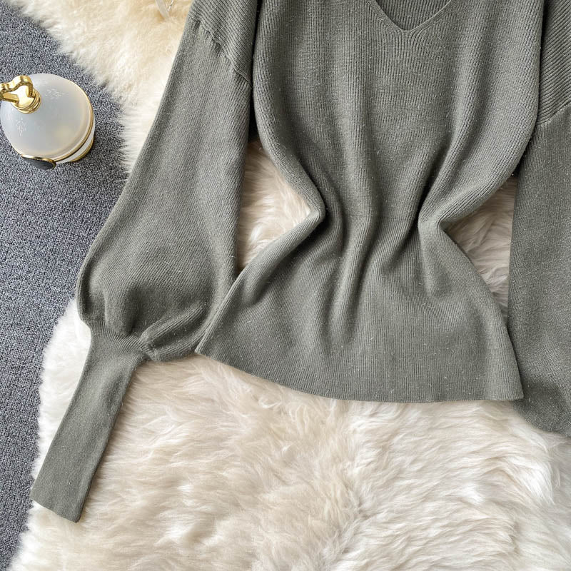 Women's sweater with half high neck design  1604