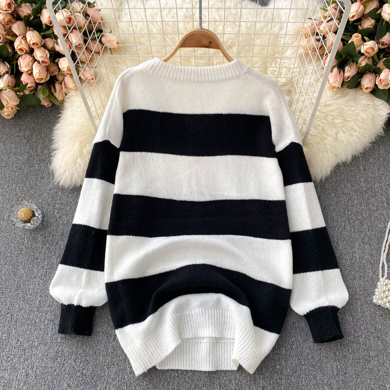 Simple V-neck knitted top long sleeve sweater  007