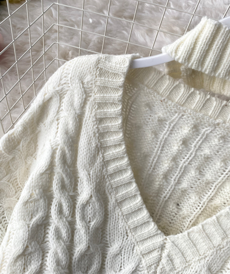 Cute v neck long sleeve sweater  104